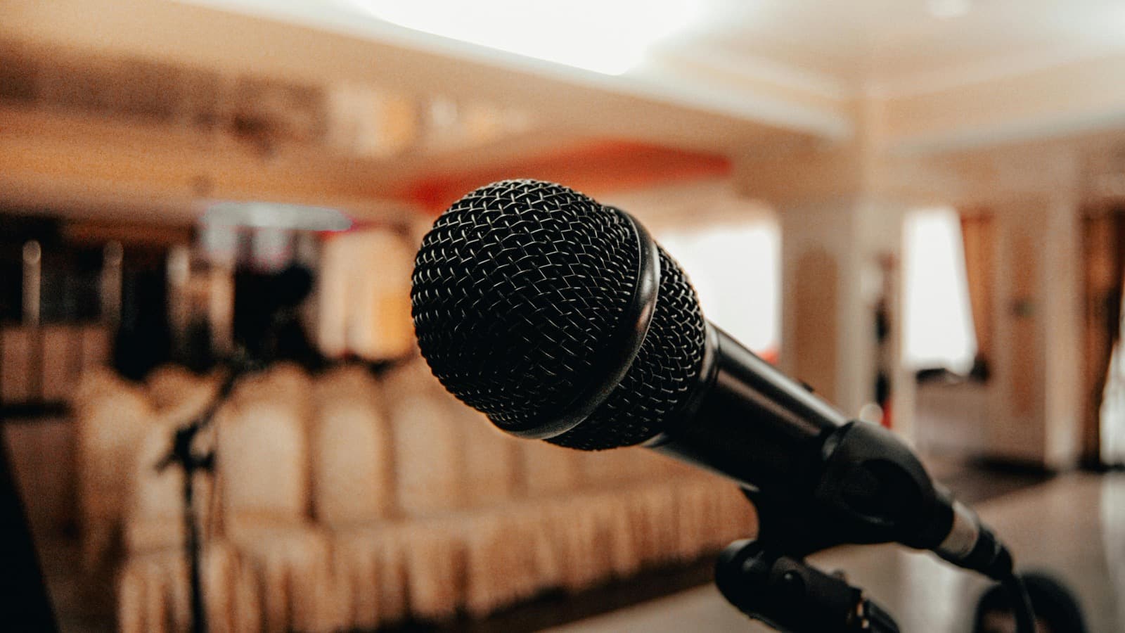 Microphone prepared in a small presentation room for clear event audio